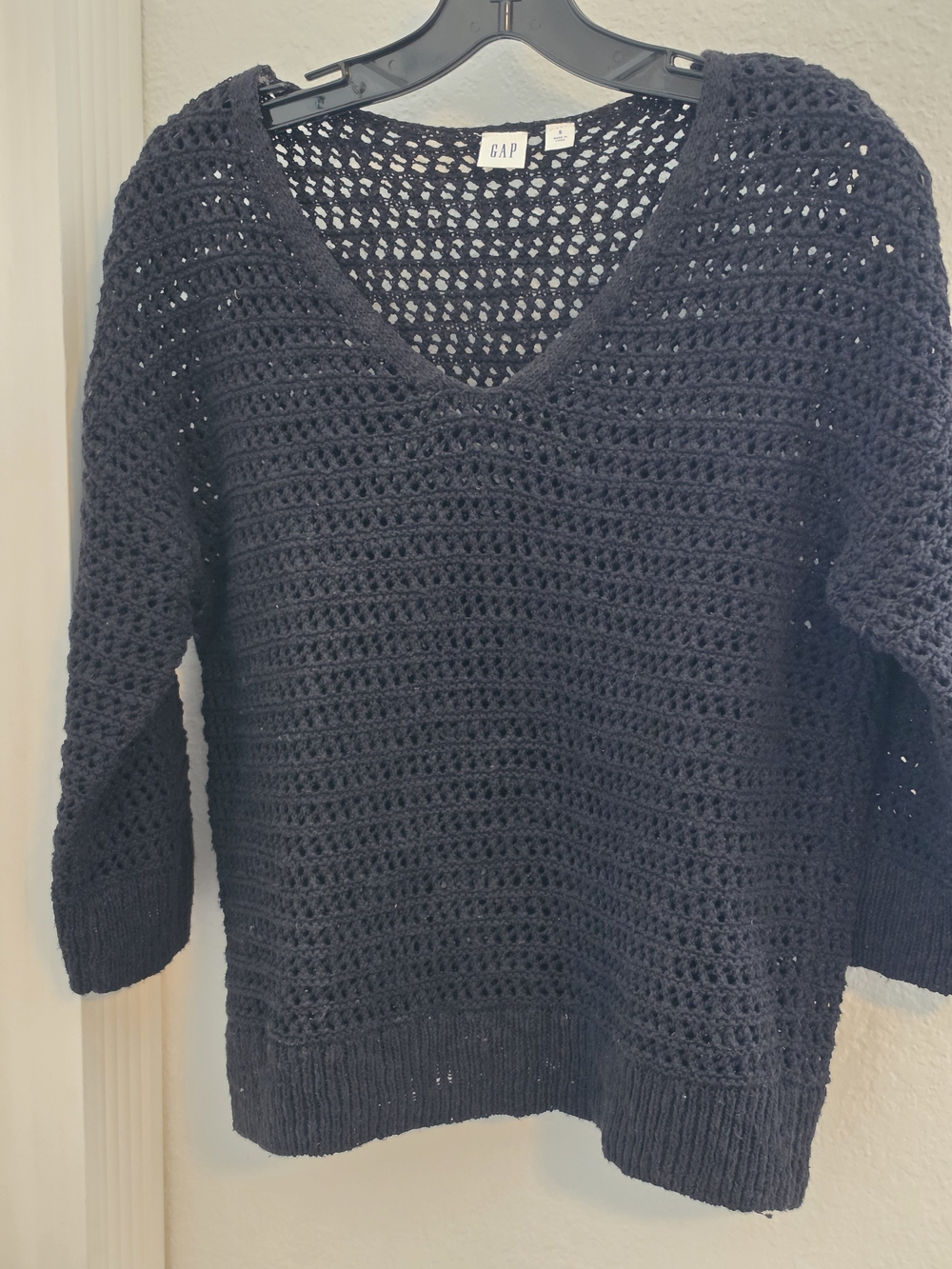 GAP Women's Navy Open-Knit V-Neck Sweater